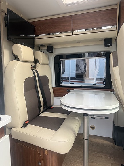 Adria Twin 640 SLX 4 of 13