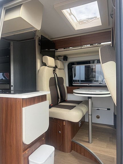 Adria Twin 640 SLX 3 of 13