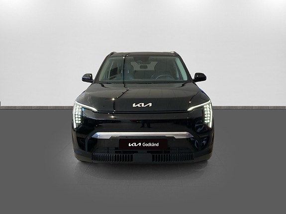 Kia EV3 2 of 5