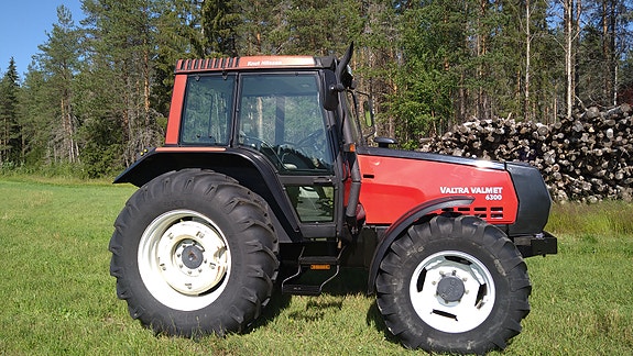Valtra 6300 5 of 5