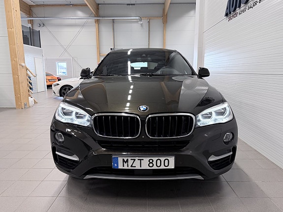 BMW X6 2 of 5