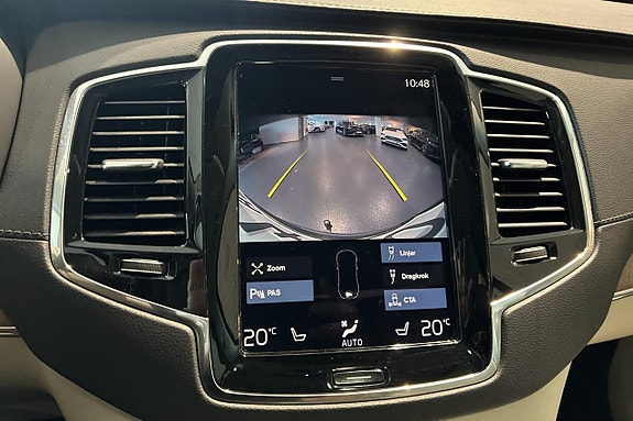 Volvo XC90 24 of 24