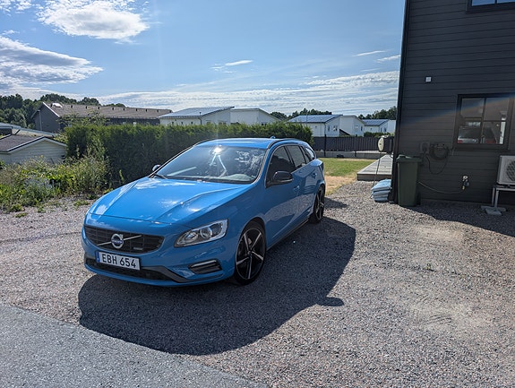 Volvo V60 3 of 13