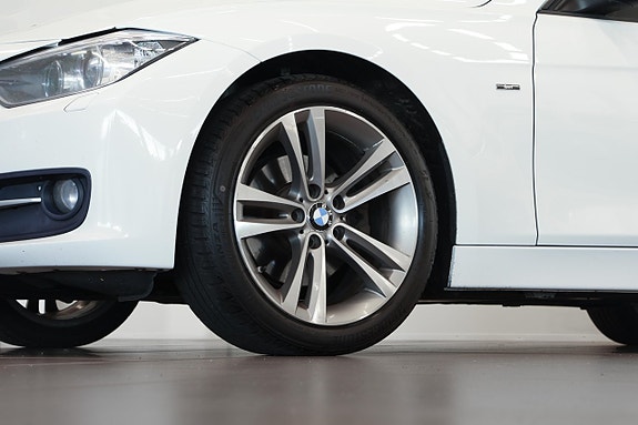 BMW 320 5 of 5