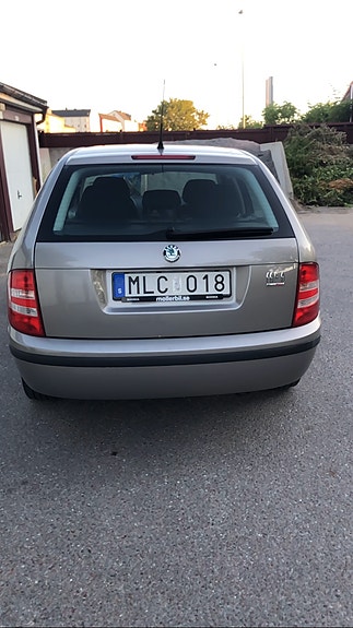 Skoda Fabia 3 of 5