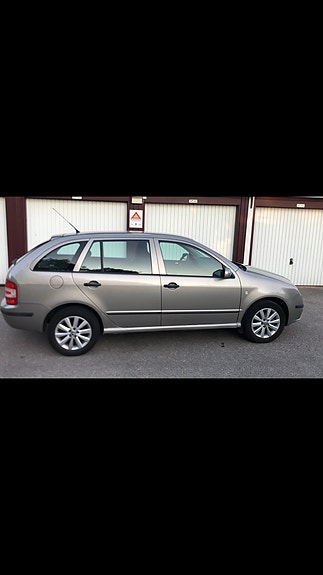 Skoda Fabia 5 of 5