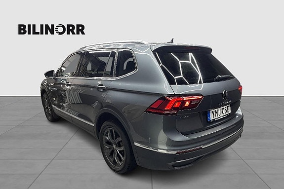Volkswagen Tiguan Allspace 2 of 5