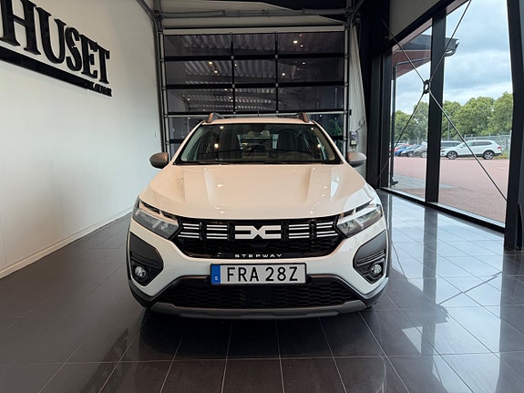 Dacia Sandero Stepway 2 of 5
