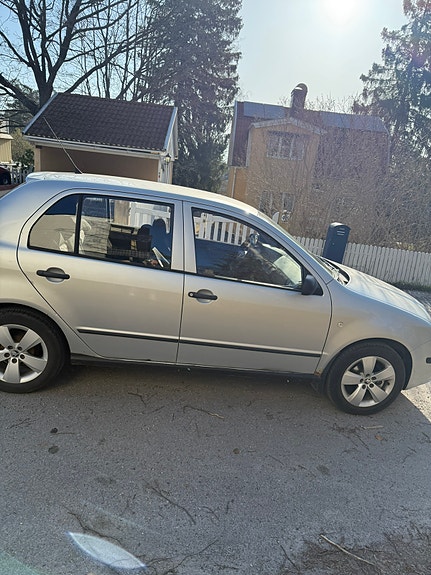 Skoda Fabia 4 of 12