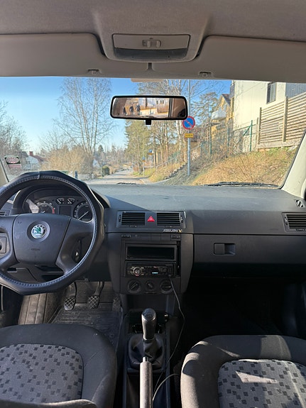 Skoda Fabia 5 of 12