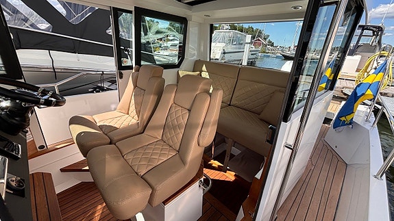 Axopar 28 Cabin/AC - 2015 5 of 5