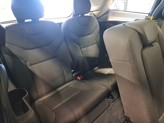 Volvo EX90 11 of 12
