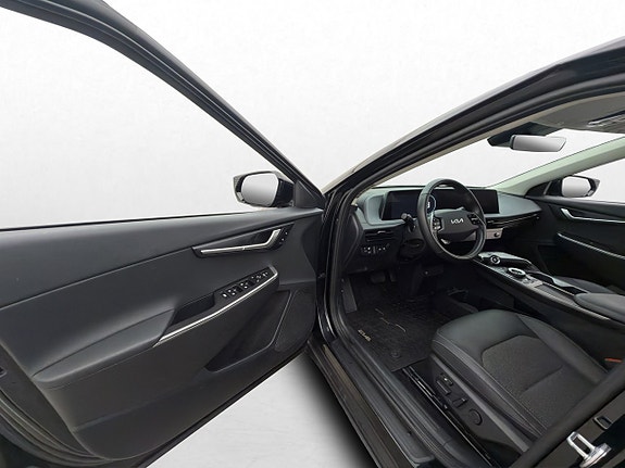 Kia EV6 13 of 30