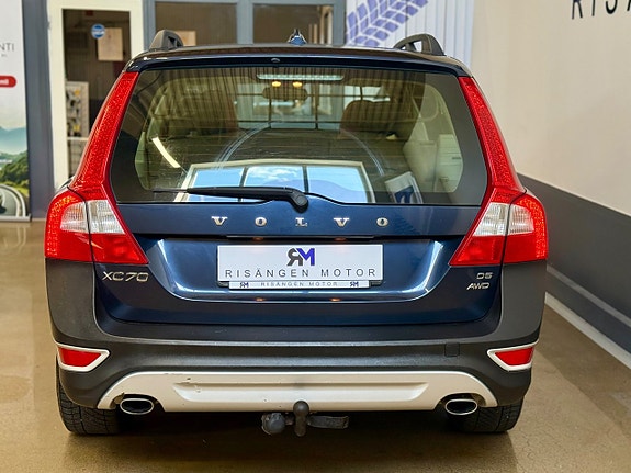 Volvo XC70 5 of 13