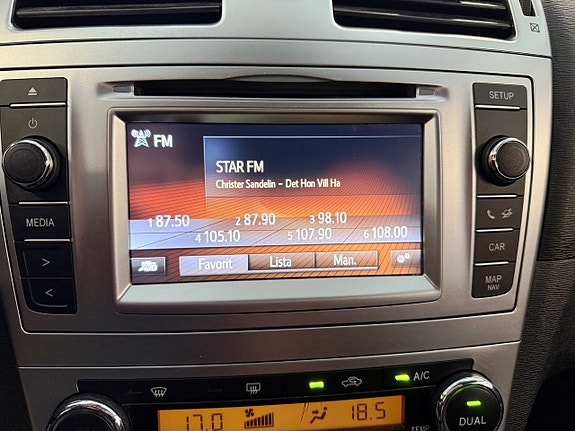 Toyota Avensis 16 of 20