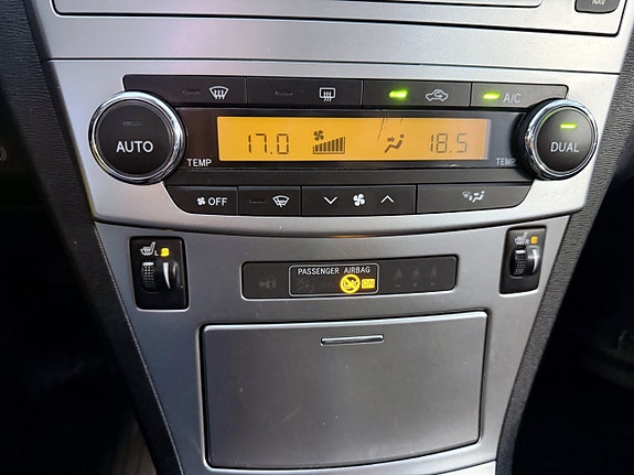 Toyota Avensis 19 of 20