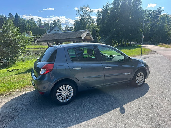 Renault Clio 3 of 5