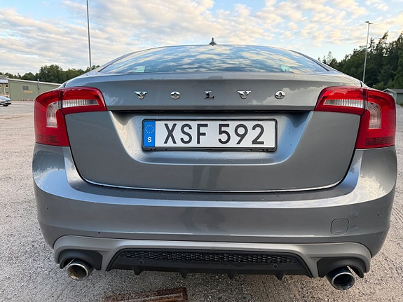 Volvo S60 22 of 26