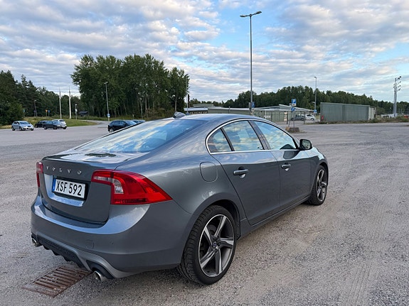 Volvo S60 20 of 26