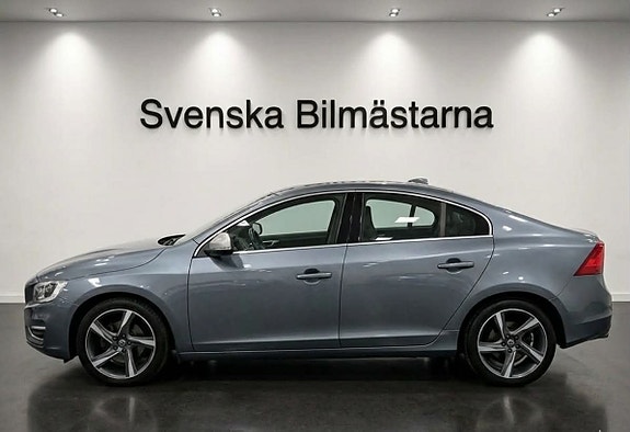Volvo S60 3 of 5