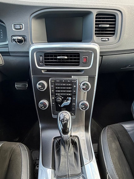 Volvo S60 10 of 26