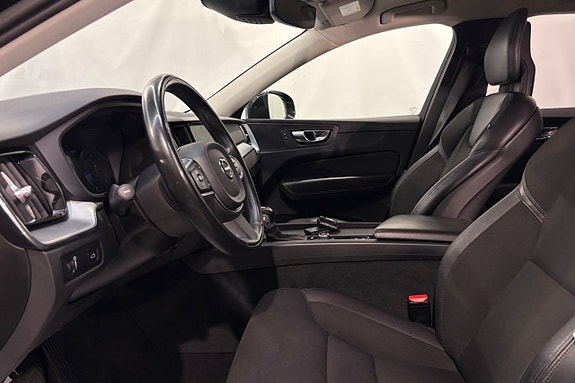 Volvo XC60 17 of 24