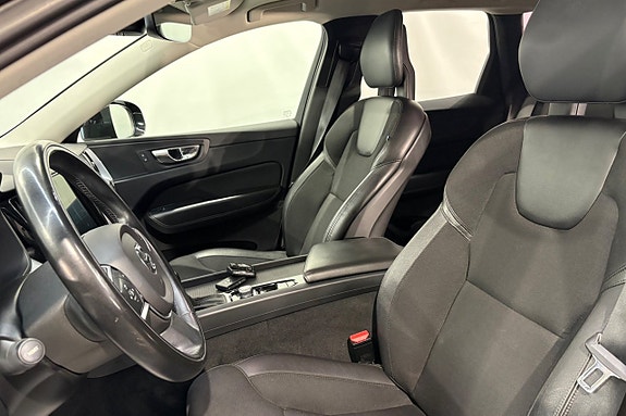 Volvo XC60 18 of 24