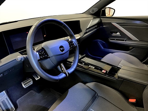 Opel Astra 4 of 5