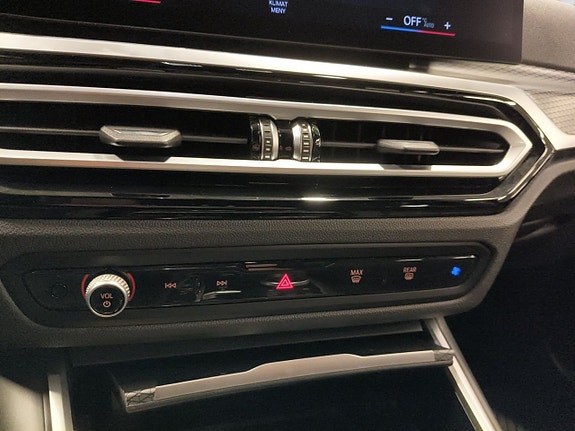 BMW 330e 26 of 26