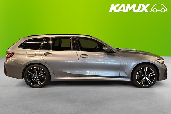 BMW 330e 2 of 26