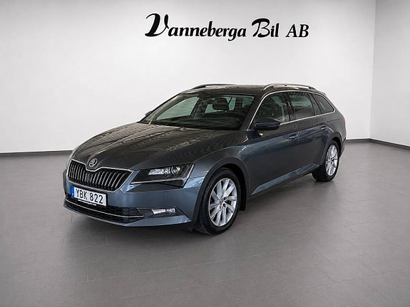 Skoda Superb 3 of 9