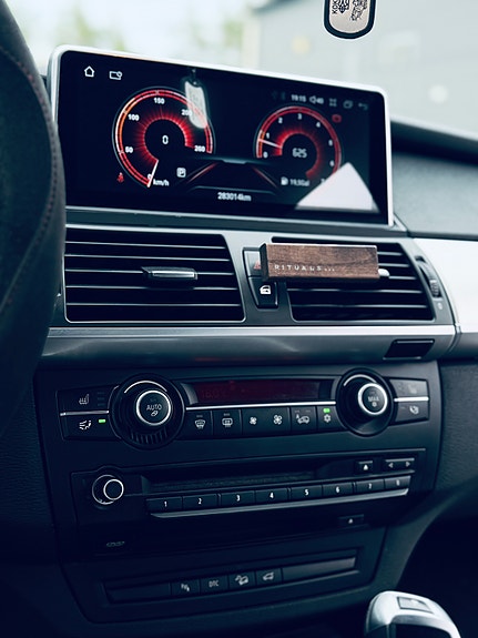 BMW X5 27 of 27