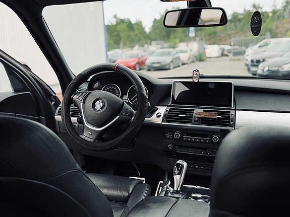 BMW X5 21 of 27