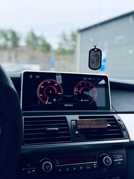 BMW X5 25 of 27