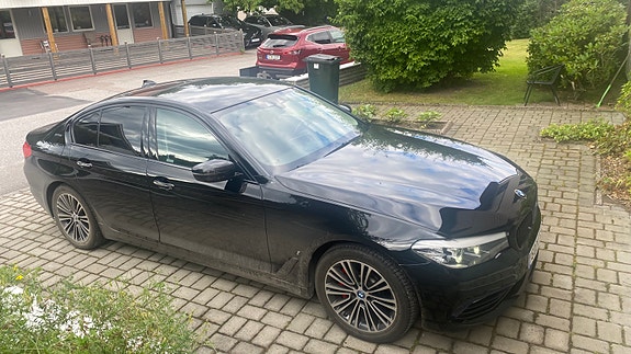 BMW 530e 5 of 5