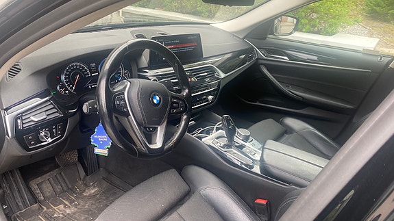 BMW 530e 6 of 7