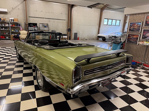 Plymouth GTX 12 of 30