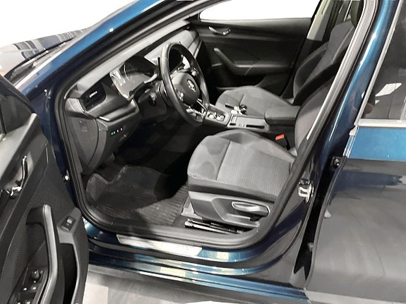 Skoda Octavia 6 of 10