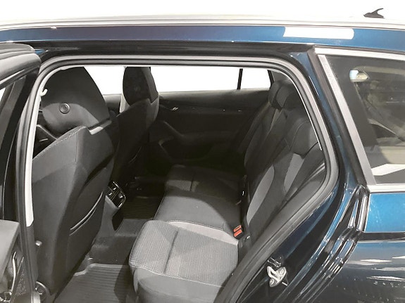 Skoda Octavia 7 of 10