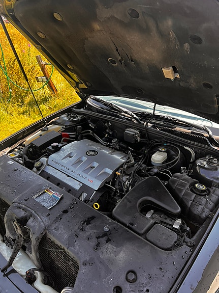 Cadillac Seville STS 8 of 19