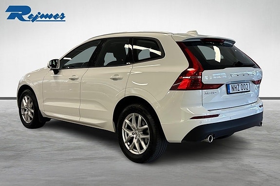 Volvo XC60 3 of 5