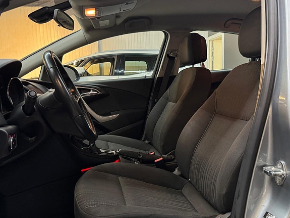 Opel Astra 13 of 14