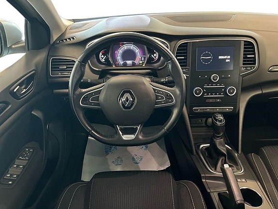 Renault Megane 5 of 5