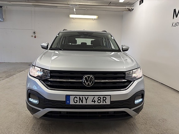 Volkswagen T-Cross 3 of 5