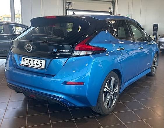 Nissan Leaf 2 of 5