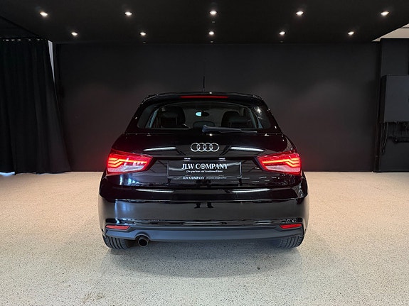 Audi A1 7 of 14