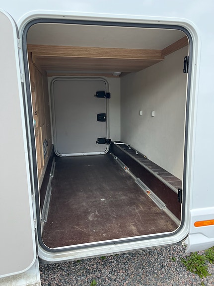 Knaus Sky Wave 650 MEG 60 Years 7 of 7