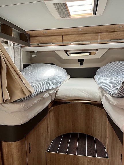 Knaus Sky Wave 650 MEG 60 Years 5 of 7