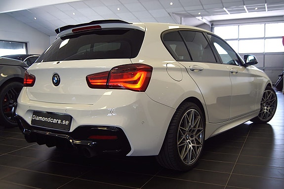 BMW M140i 3 of 5