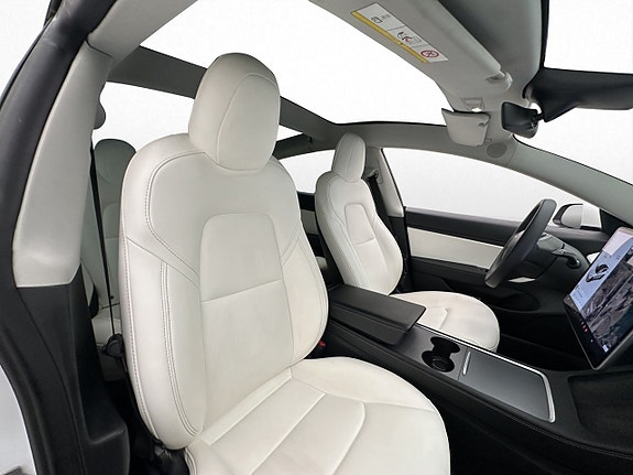 Tesla Model 3 10 of 30
